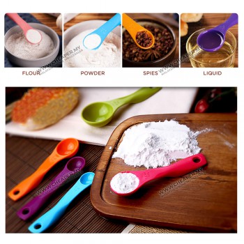 Colourful 5pcs Measuring Spoon Scale Measuring Cup Powder Auantitative Baking (1ML 2.5ML 5ML 7.5ML 15ML)