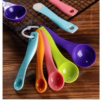 Colourful 5pcs Measuring Spoon Scale Measuring Cup Powder Auantitative Baking (1ML 2.5ML 5ML 7.5ML 15ML)